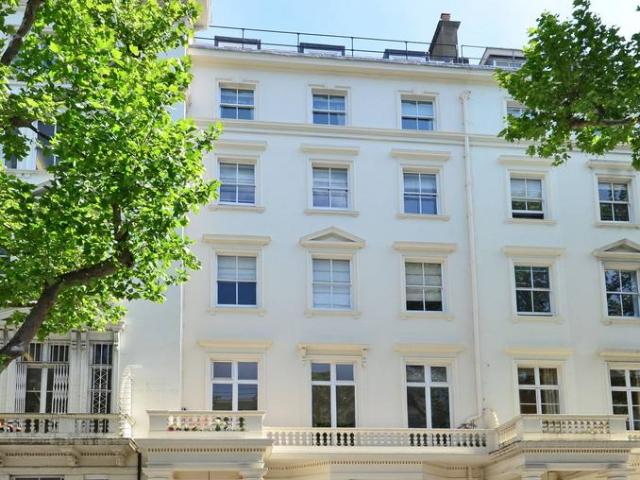 Queens Gate, South Kensington. 2 bed flat to rent £3,034 pcm £700 pw