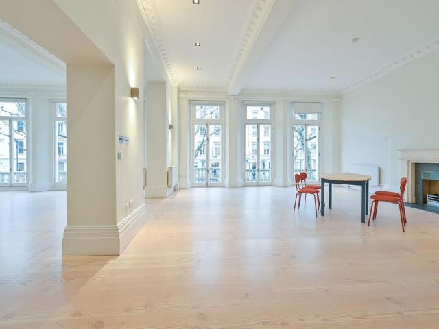 Queens Gate, South Kensington. 4 bed flat to rent £12,133 pcm £2,800 pw