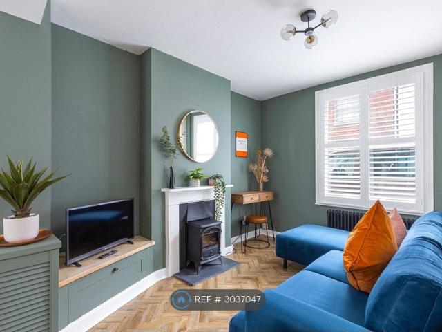 Queens Gardens, Brighton BN1, 2 bed terraced house to rent, £2,100 pcm | PrimeLocation