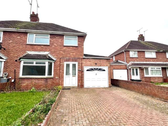 Queens Drive, Swindon SN3, 3 bed semi detached house to rent, £1,500 pcm | PrimeLocation
