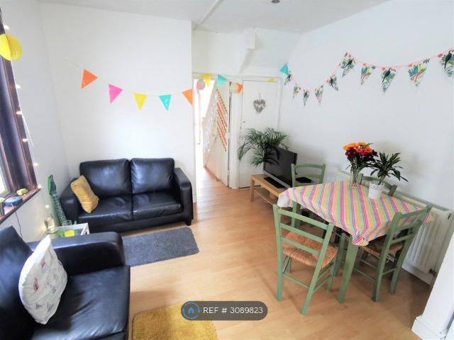 Queens Park Terrace, Brighton BN2, 5 bed terraced house to rent, £3,142 pcm | PrimeLocation