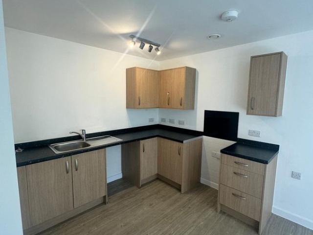 Queens Park Walk, Bolton BL1, 1 bed flat to rent, £636 pcm | PrimeLocation