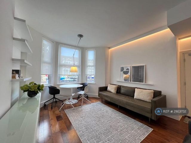 Queen's Park, London, NW6 2 bed flat to rent £3,250 pcm £750 pw