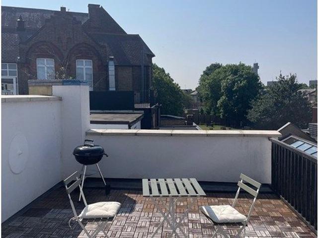 Queens Park, London W10, 1 bed flat to rent, £2,300 pcm | PrimeLocation