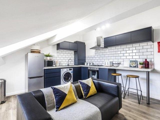 Queens Road 2 bed house share to rent £1,430 pcm £330 pw
