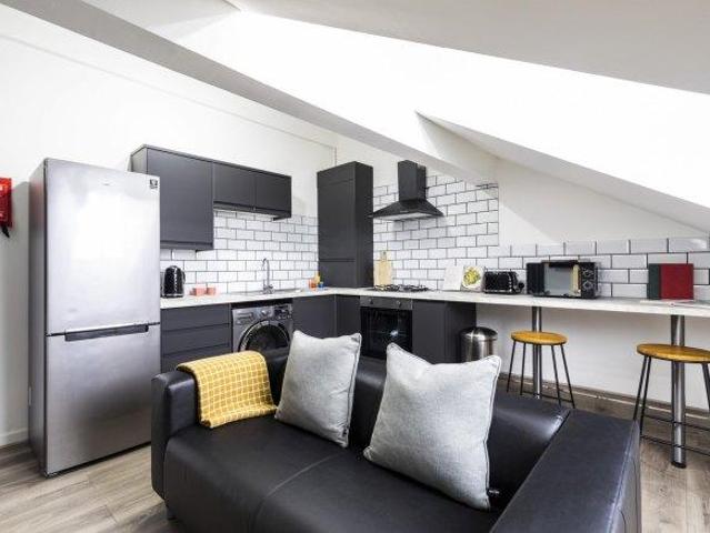 Queens Road 2 bed house share to rent £1,430 pcm £330 pw