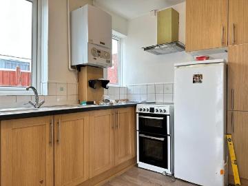 Queens Road, West Drayton UB7 3 bed semi detached house to rent £2,600 pcm £600 pw