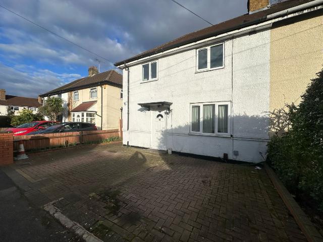 Queens Road, West Drayton UB7, 5 bed semi detached house to rent, £3,000 pcm | PrimeLocation