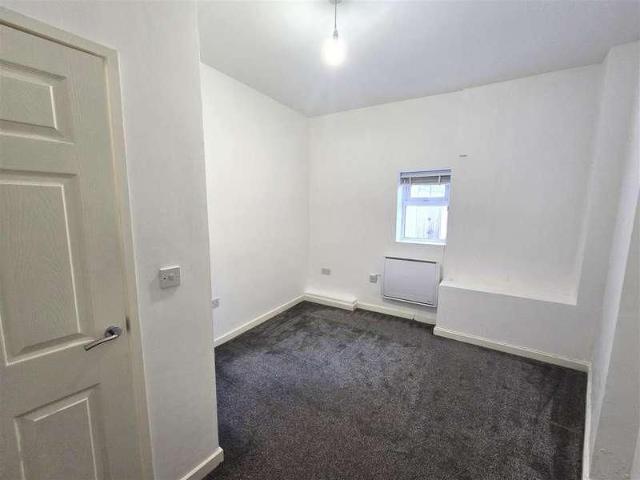 Queens Road, Aldershot, GU11