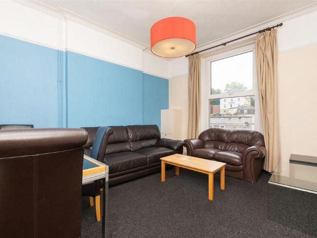 Queens Road, Bristol, BS8