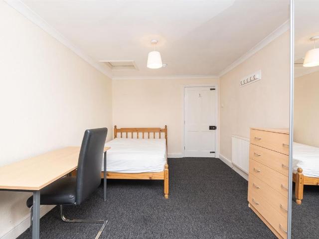 Queens Road, Bristol BS8, 1 bed property to rent, £795 pcm | PrimeLocation