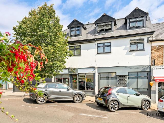 Queens Road, Buckhurst Hill IG9, 2 bed flat to rent, £1,900 pcm | PrimeLocation