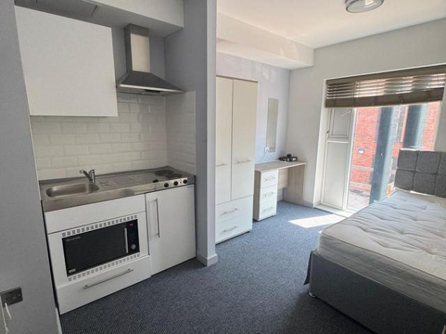 Queens Road, Coventry CV1, Studio to rent, £760 pcm | PrimeLocation