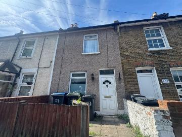 Queens Road CR0, 2 bed flat to rent, £2,000 pcm | PrimeLocation