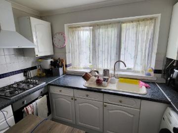 Queens Road, Hayes UB3, 2 bed maisonette to rent, £1,600 pcm | PrimeLocation