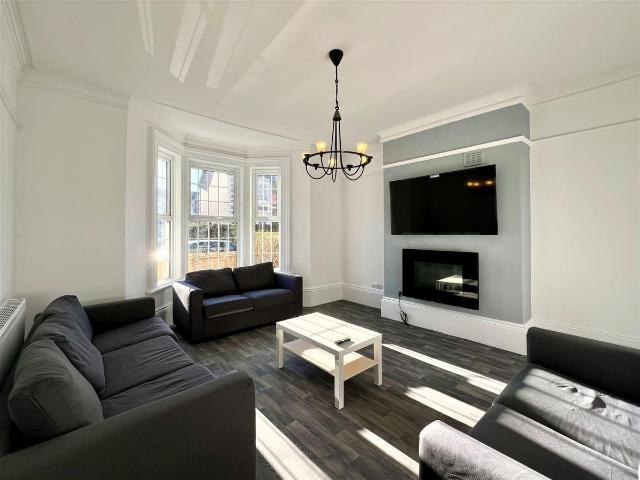 Queens Road, Jesmond NE2, 7 bed shared accommodation to rent, £5,324 pcm | PrimeLocation