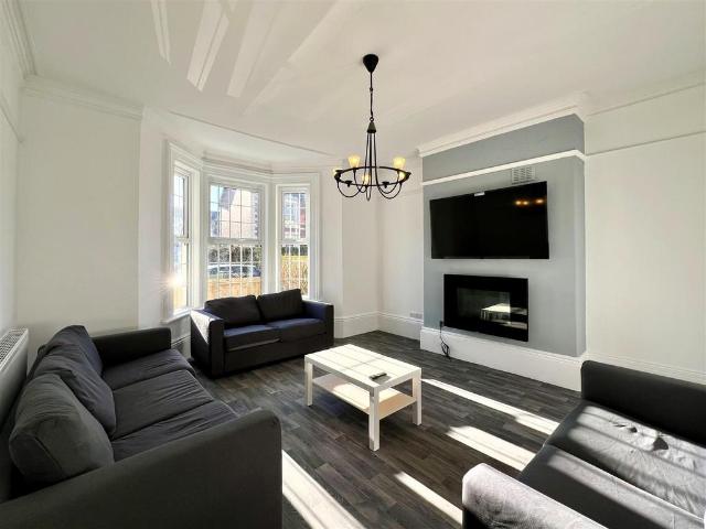 Queens Road, Jesmond 7 bed terraced house to rent £5,324 pcm £1,229 pw