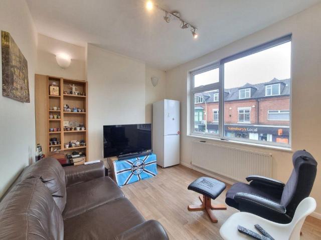 Queens Road, Leicester 1 bed flat to rent £795 pcm £183 pw