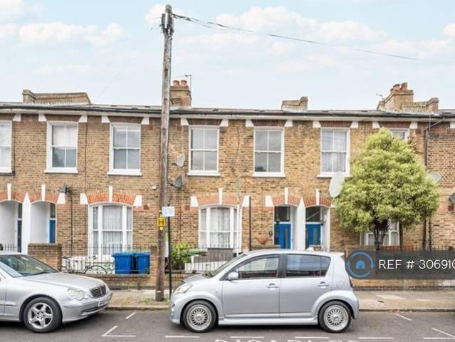 Queens Road, London, SE15 1 bed flat to rent £1,650 pcm £381 pw
