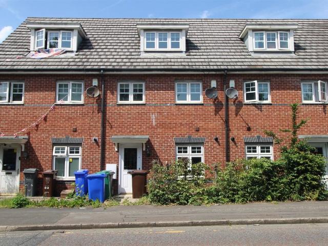 Queens Road, Manchester M8, 3 bed town house to rent, £1,750 pcm | PrimeLocation