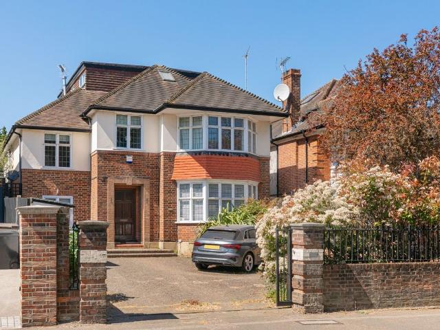 Queens Road, Richmond TW10, 6 bed detached house to rent, £12,500 pcm | PrimeLocation
