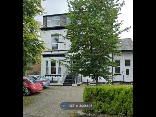 Queens Road, Sale M33, 2 bed flat to rent, £1,350 pcm | PrimeLocation