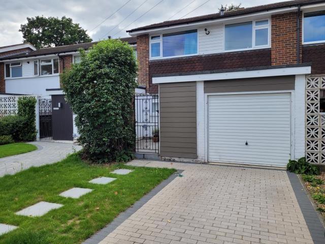 Queens Terrace, Thames Ditton KT7, 3 bed terraced house to rent, £2,900 pcm | PrimeLocation