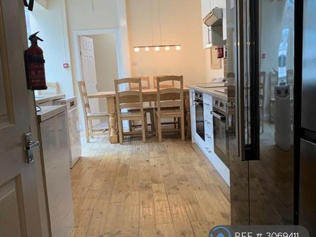 Queens Terrace, Newcastle Upon Tyne, NE2 8 bed terraced house to rent £5,993 pcm £1,383 pw