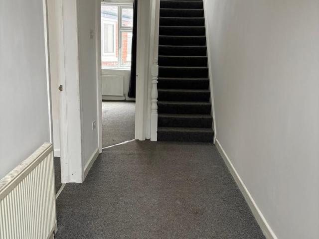 Queensberry Street, Sunderland SR4 4 bed terraced house to rent £950 pcm £219 pw