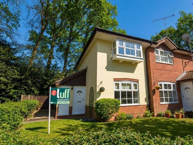 Queensbury Place, Blackwater GU17, 1 bed end terrace house to rent, £1,250 pcm | PrimeLocation