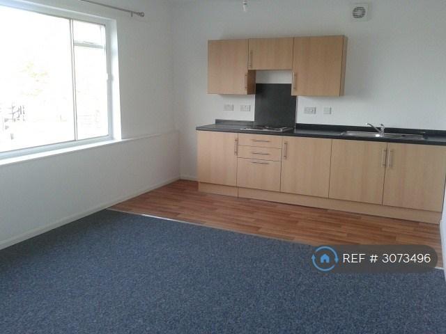 Queensferry, Flintshire, CH5 2 bed flat to rent £725 pcm £167 pw