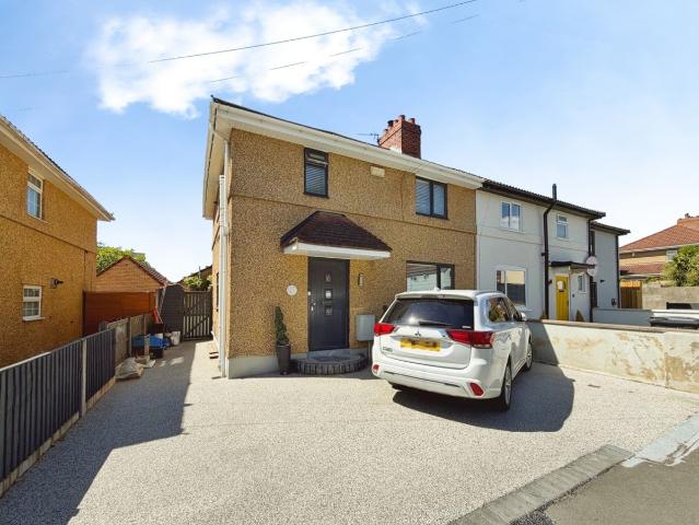 Queenshill Road, Knowle BS4, 3 bed semi detached house to rent, £1,700 pcm | PrimeLocation