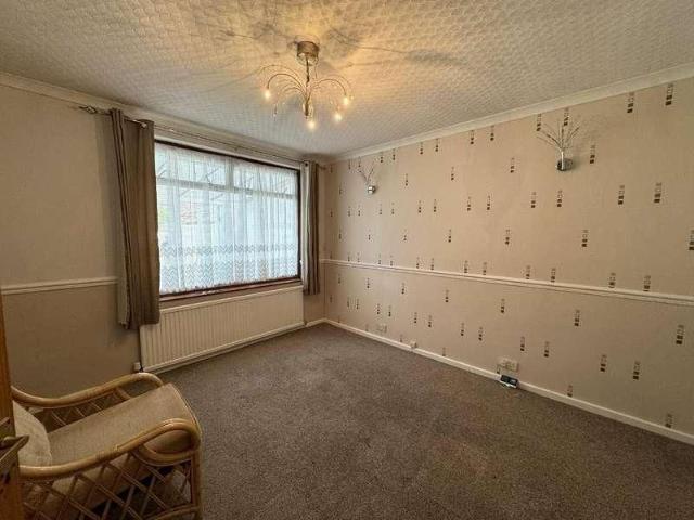 Queensholm Crescent, Downend, BS16