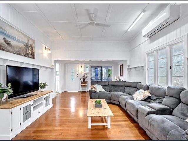 Queenslander Charm in The Range !