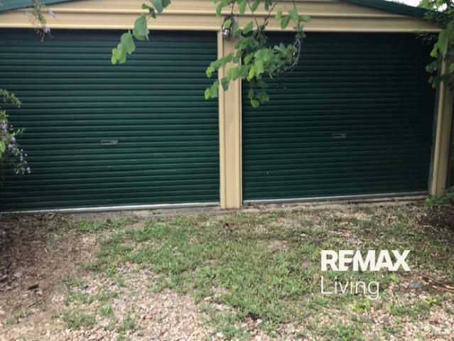 Queenslander family home located in the heart of Woodford!