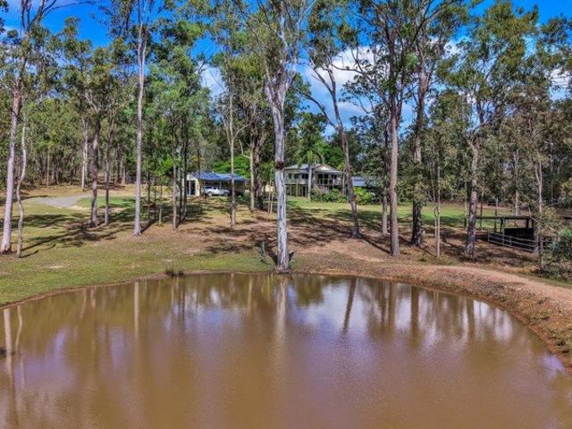 QUEENSLANDER HOME ON 320 ACRES OF NATURAL BUSHLAND