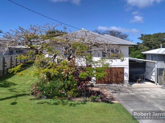 QUEENSLANDER LOVED & CHERISHED IN OLD TEWANTIN