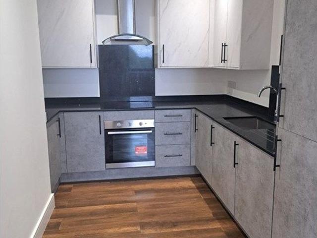 Quest House, Hounslow TW3, 2 bed flat to rent, £1,600 pcm | PrimeLocation