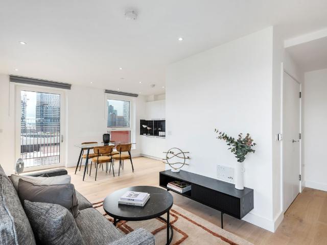 Quest House, London E14, 1 bed flat to rent, £2,300 pcm | PrimeLocation
