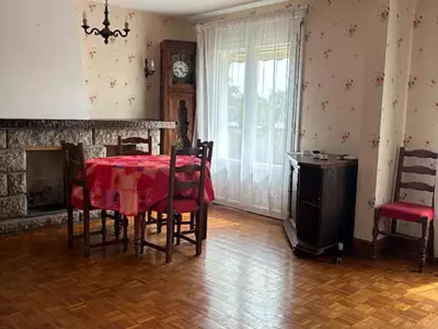 Questembert 56230 Location maison 5 pièces t5 au dernier étage