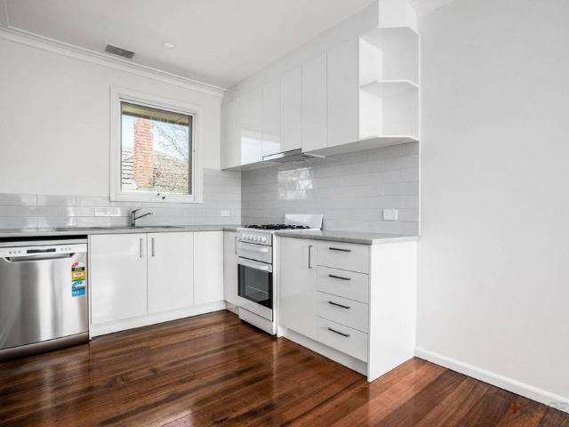 QUITE BLOCK | BRIGHT & SPACIOUS | CLOSE TO BEACH