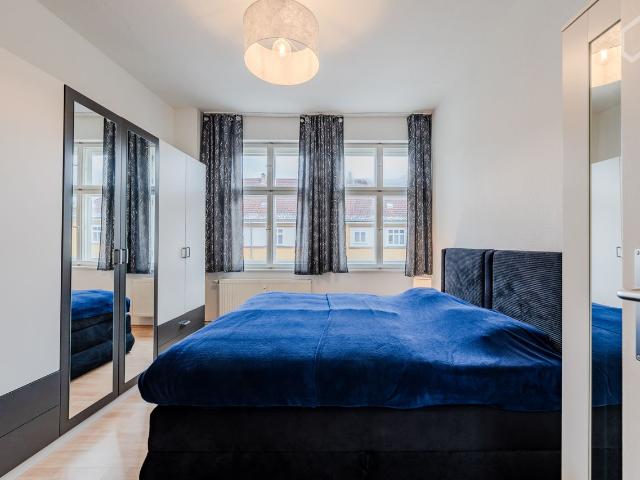 Quite, comfortable & business ready, near WISTA & BER, Berlin Amsterdam Apartments for Rent