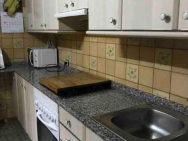 quite single room in a familiar apartment