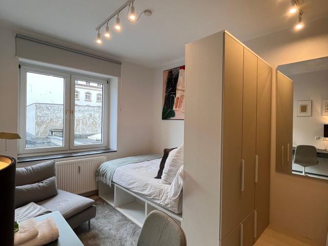 Quite Studio in Ddorf City Center incl. cleaning, Dusseldorf Amsterdam Apartments for Rent