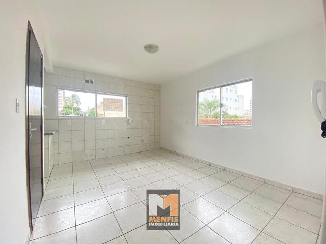 Quitinete Semimobiliada no Bairro Coral