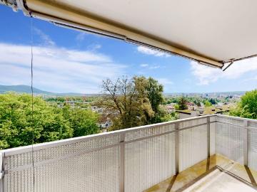 Quiet 4.5 room apartment for rent