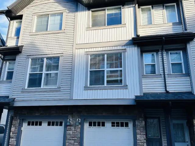 Quiet 2 Master Bed, 2.5 Bath, 2 Car Garage, Balcony w/ Pond & Forest Views