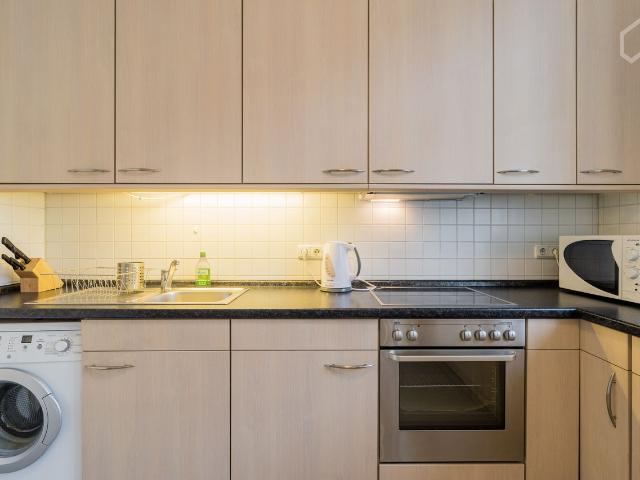 Quiet 2 rooms apartment with balcony in very central location of Prenzlauer Berg U bahn/tram: 5min. away, Berlin Amsterdam Apartments for Rent