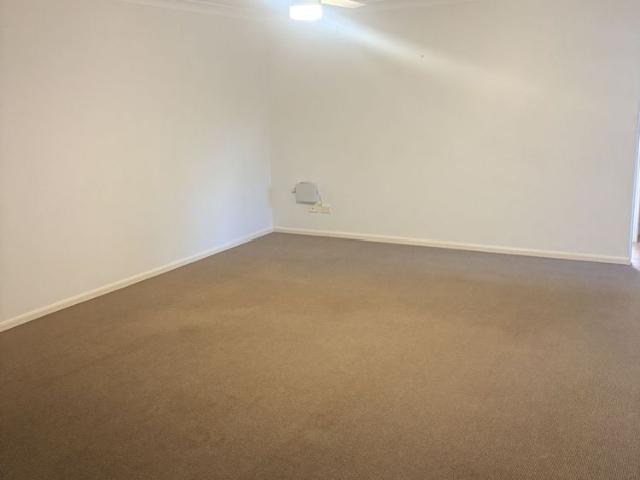 Quiet Townhouse in Cul de sac