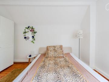 Quiet two room apartment with large balcony, Berlin Amsterdam Apartments for Rent